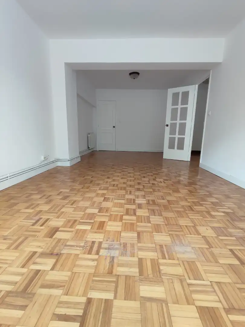 Piso en venta en A Coruña Capital  con Parquet, Terraza y Horno
