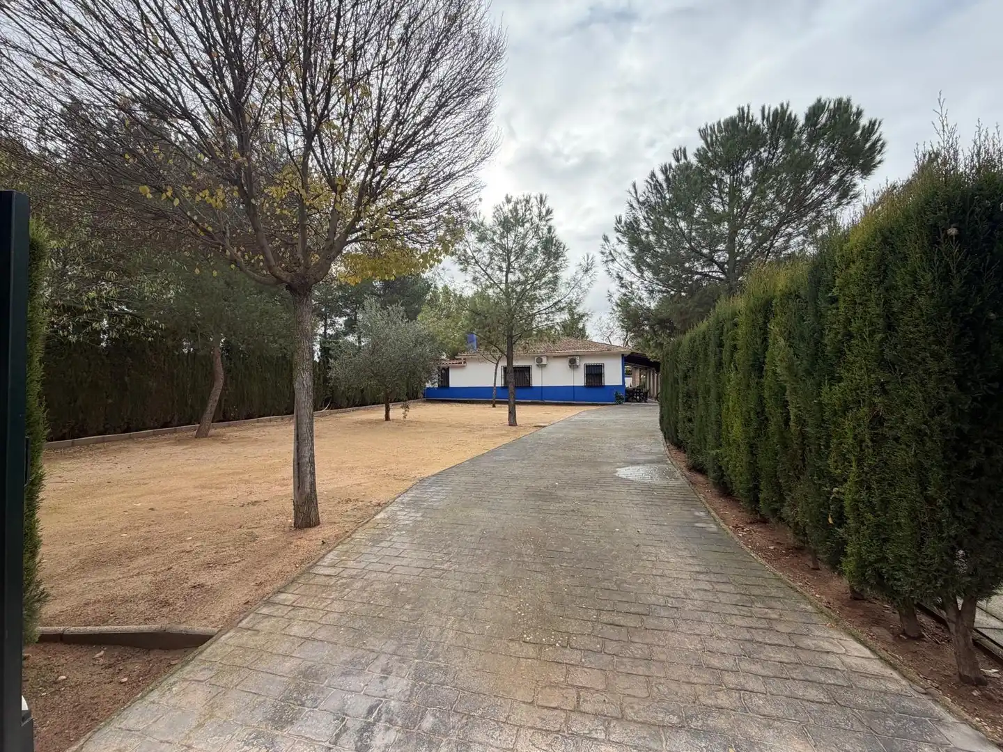 Vista exterior de Casa o chalet en venta en Quintanar de la Orden con Aire acondicionado, Calefacción y Jardín privado