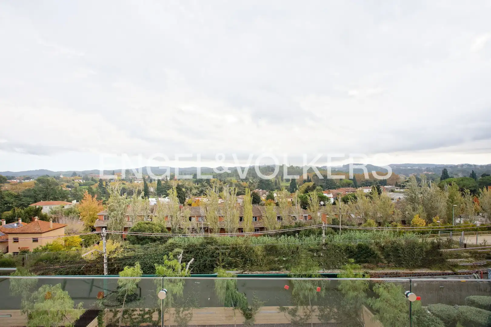 Terrassa de Casa o xalet en venda en Sant Cugat del Vallès amb Aire condicionat, Calefacció i Jardí privat