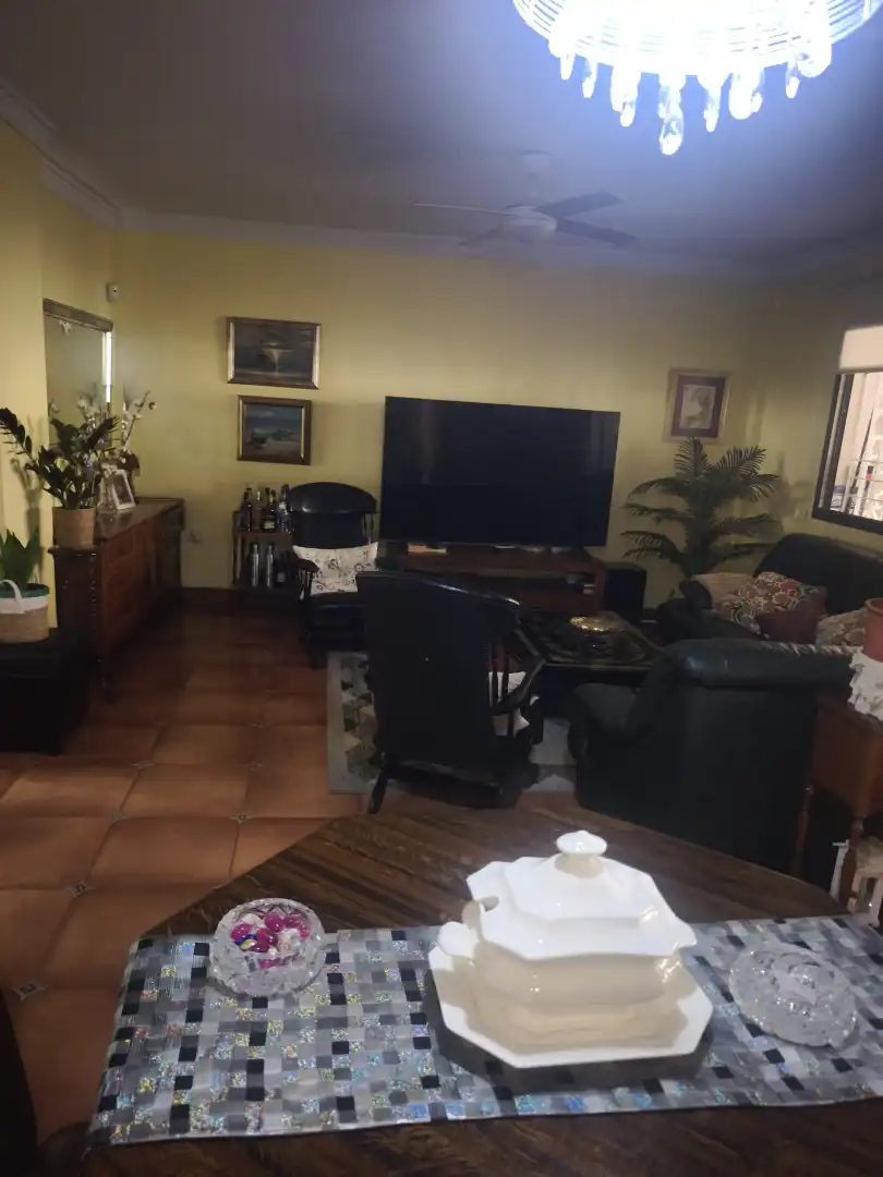 Sala de estar de Casa adosada en venta en Melilla con Aire acondicionado, Terraza y Trastero