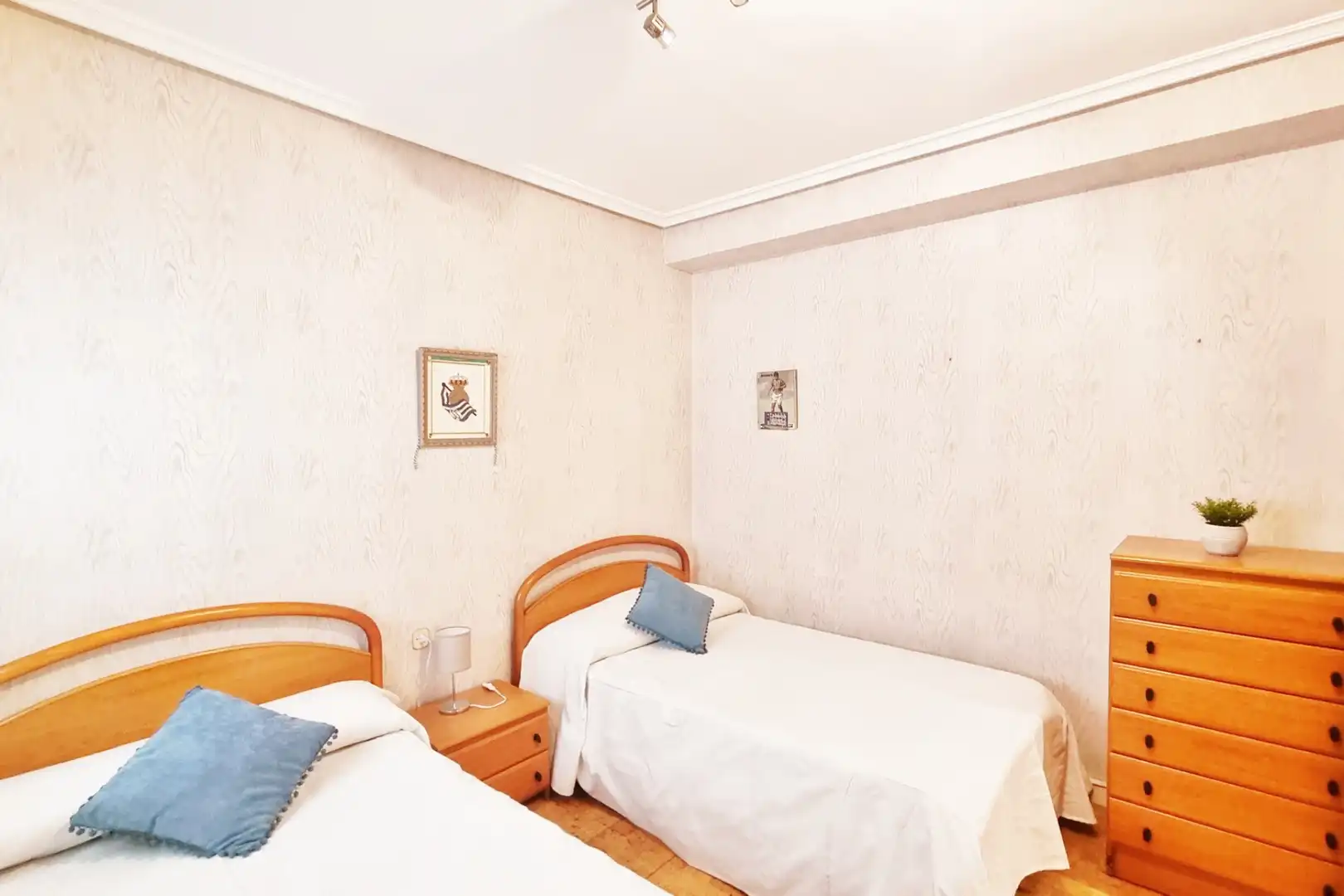 Habitación de Piso en venta en Errenteria con Calefacción, Trastero y Amueblado
