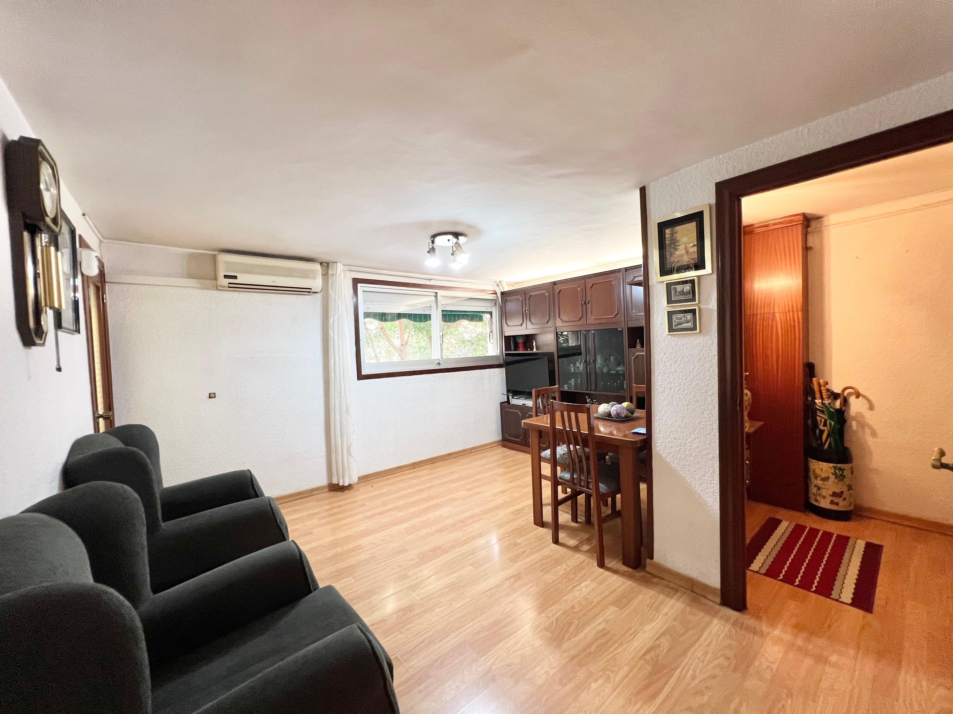 Dormitori de Pis en venda en L'Hospitalet de Llobregat amb Balcó