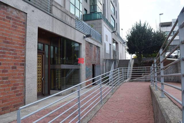 Local comercial en Venta en Castiñeiriño - Cruceiro de Sar