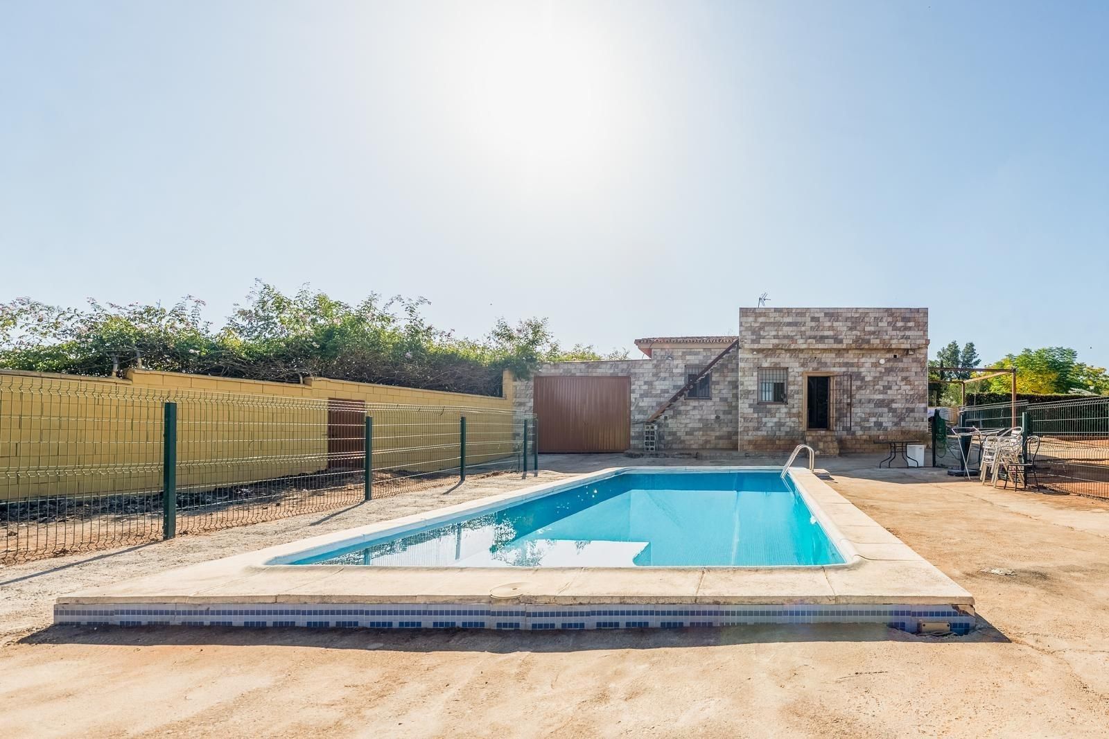 Piscina de Casa o chalet en venta en Carmona con Jardín privado y Piscina