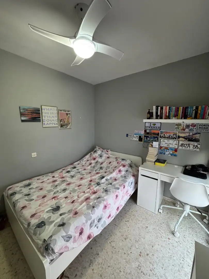 Habitación de Casa adosada en venta en Sanlúcar de Barrameda con Aire acondicionado, Trastero y Amueblado