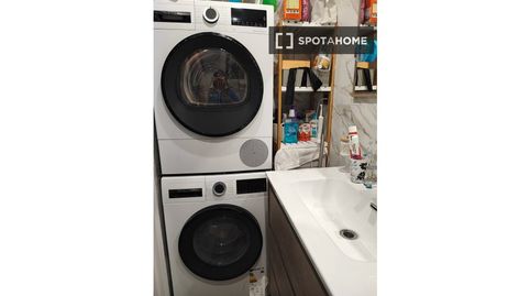 Foto 5 von Zimmer in Sant Andreu de Palomar, Barcelona Capital