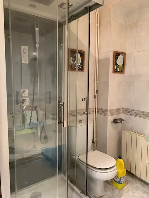 Baño de Piso en venta en Vinaixa con Aire acondicionado, Calefacción y Amueblado