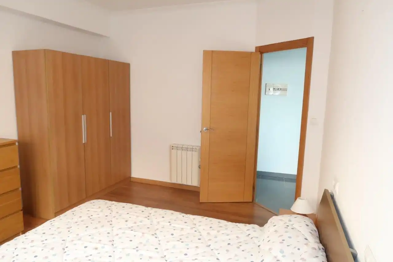 Bedroom of Flat for rent in A Coruña Capital   with Parquet flooring and Furnished