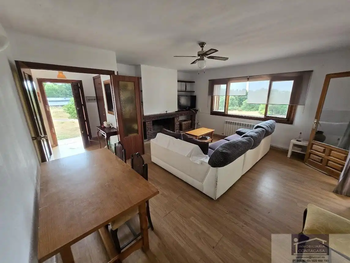 Sala de estar de Finca rústica en venta en Bustarviejo con Calefacción y Terraza