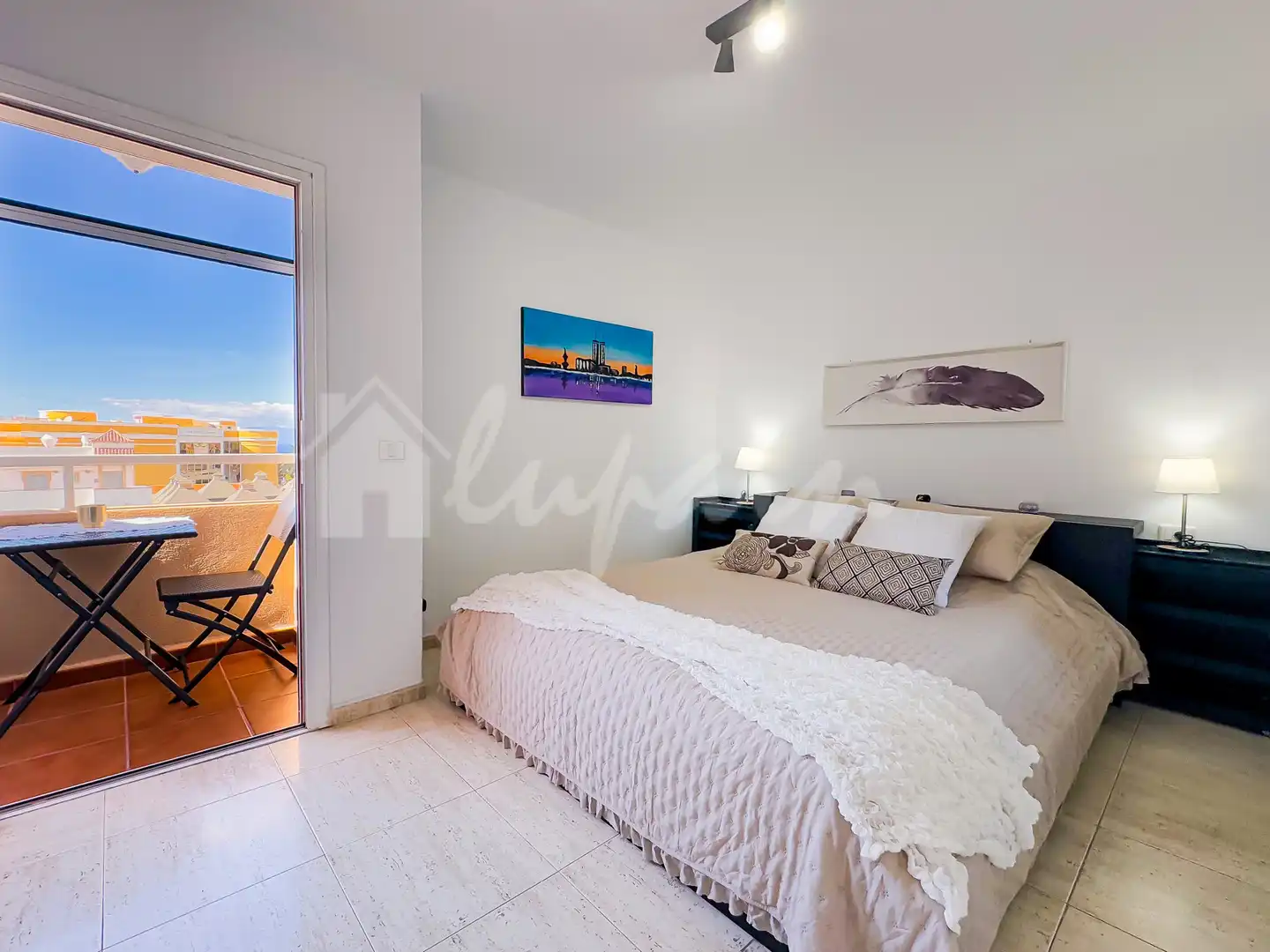 Dormitori de Apartament en venda en Adeje amb Calefacció