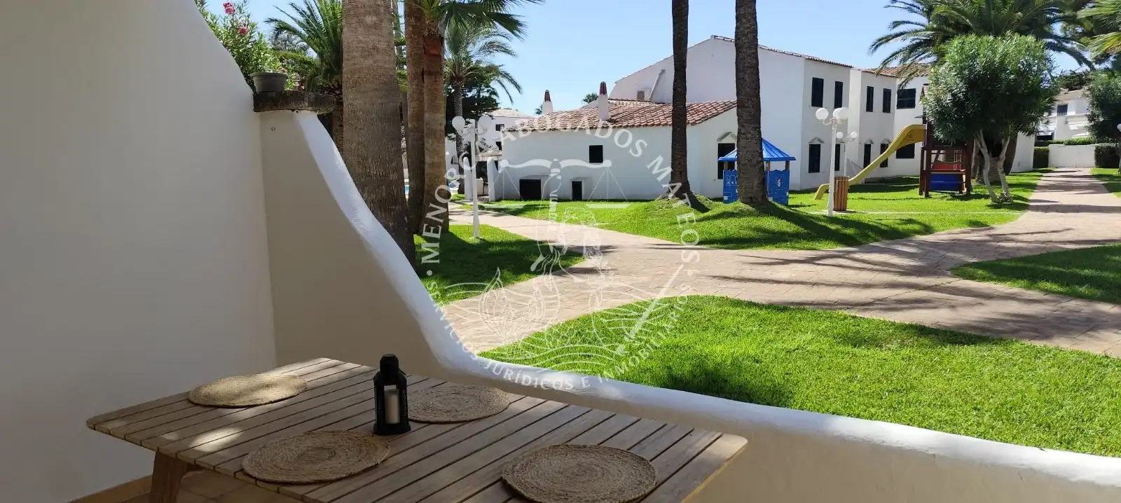 Appartement compact avec piscine à vendre à Cala d'en Bosch - Serpentona