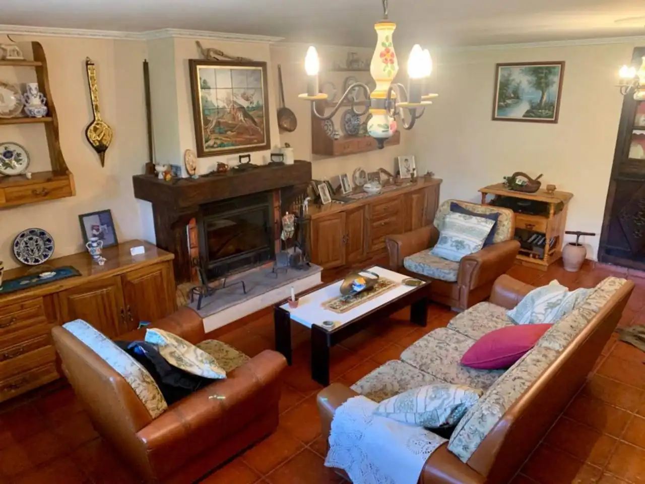 Sala de estar de Casa o chalet en venta en Arija con Calefacción, Jardín privado y Terraza
