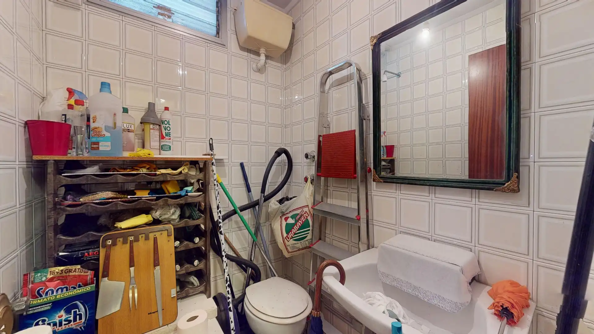 Bathroom of Flat for sale in Bilbao   with Terrace