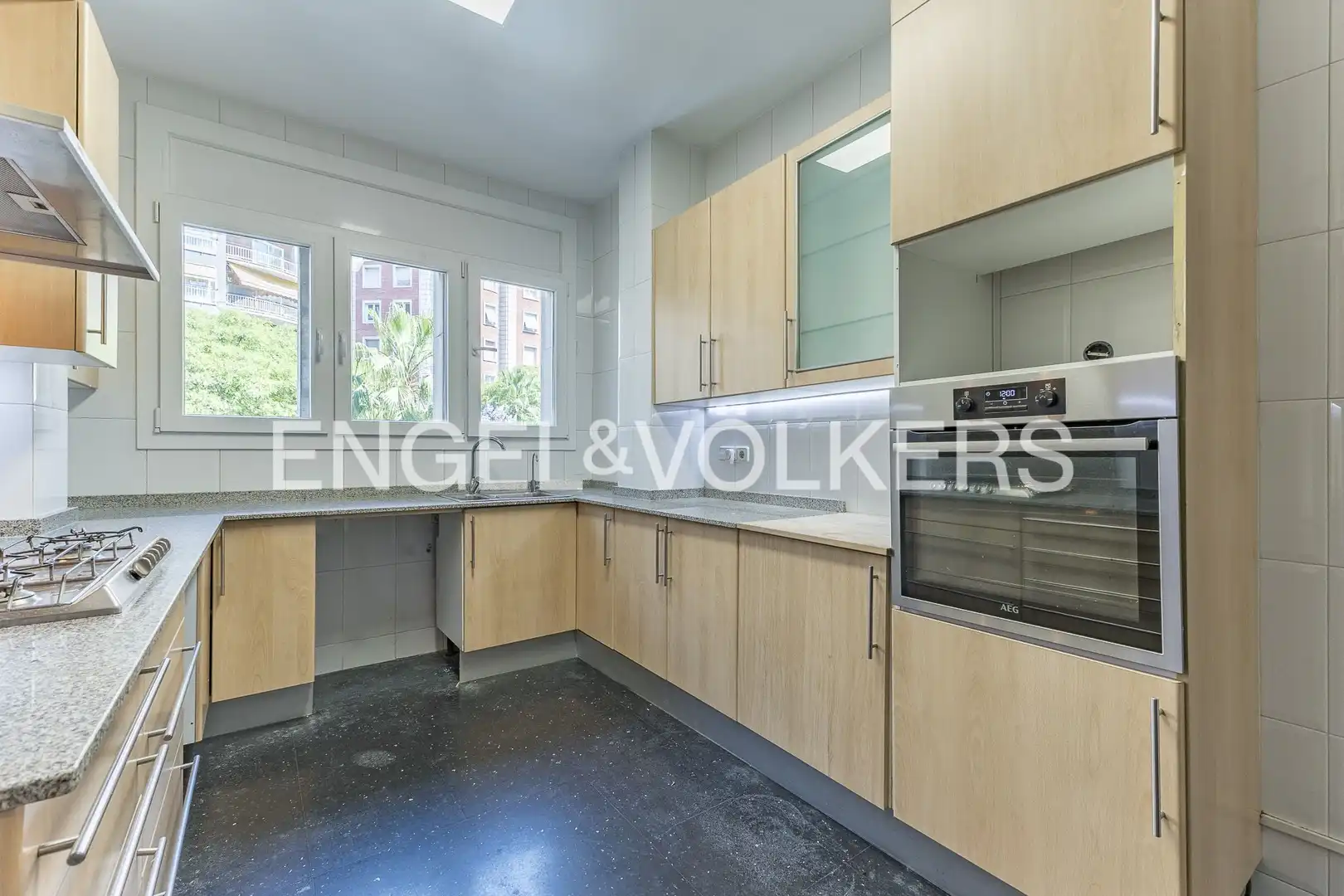 Kitchen of Flat for rent in Barcelona  with Air Conditioner, Heating and Parquet flooring