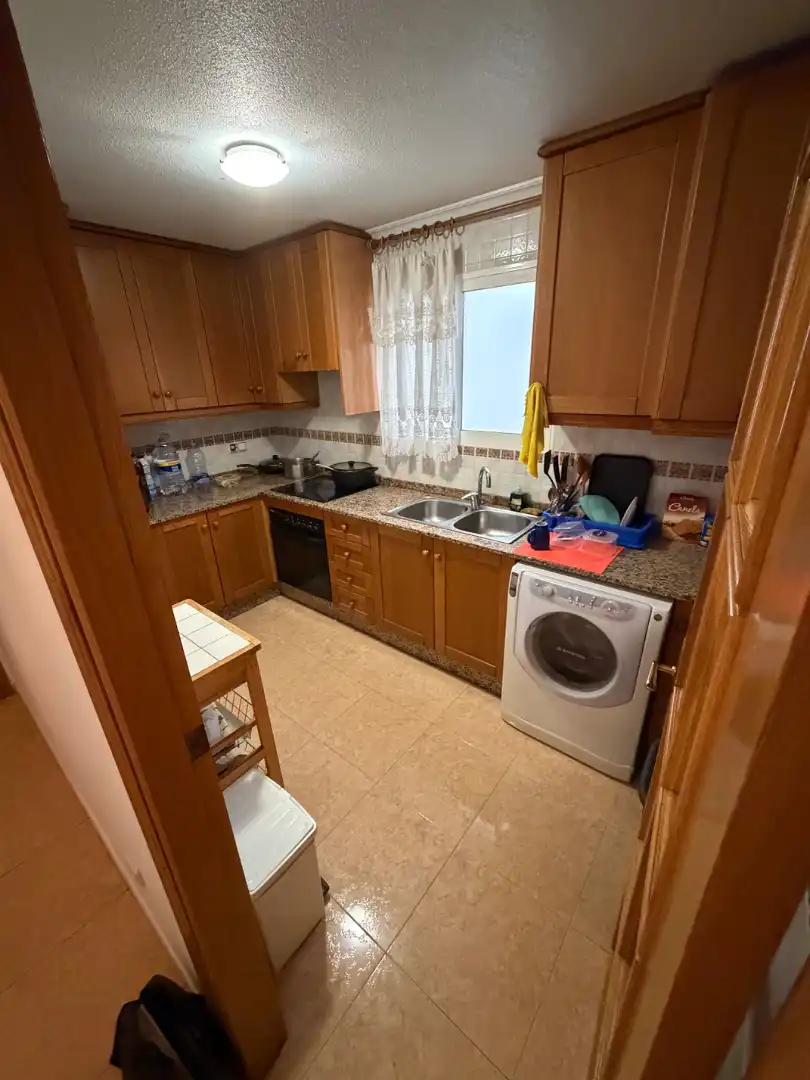 Cuina de Pis en venda en Torrevieja amb Aire condicionat, Terrassa i Traster
