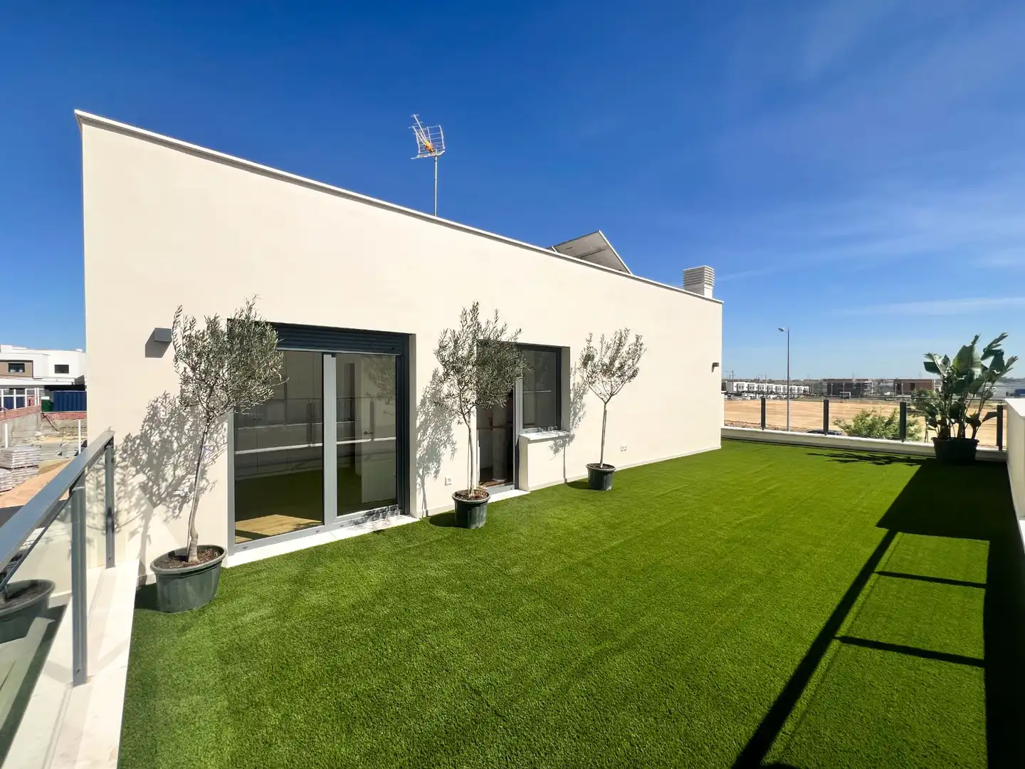 Chalet con piscina en venta en Manuel Ríos Moreno 2, imagen 4