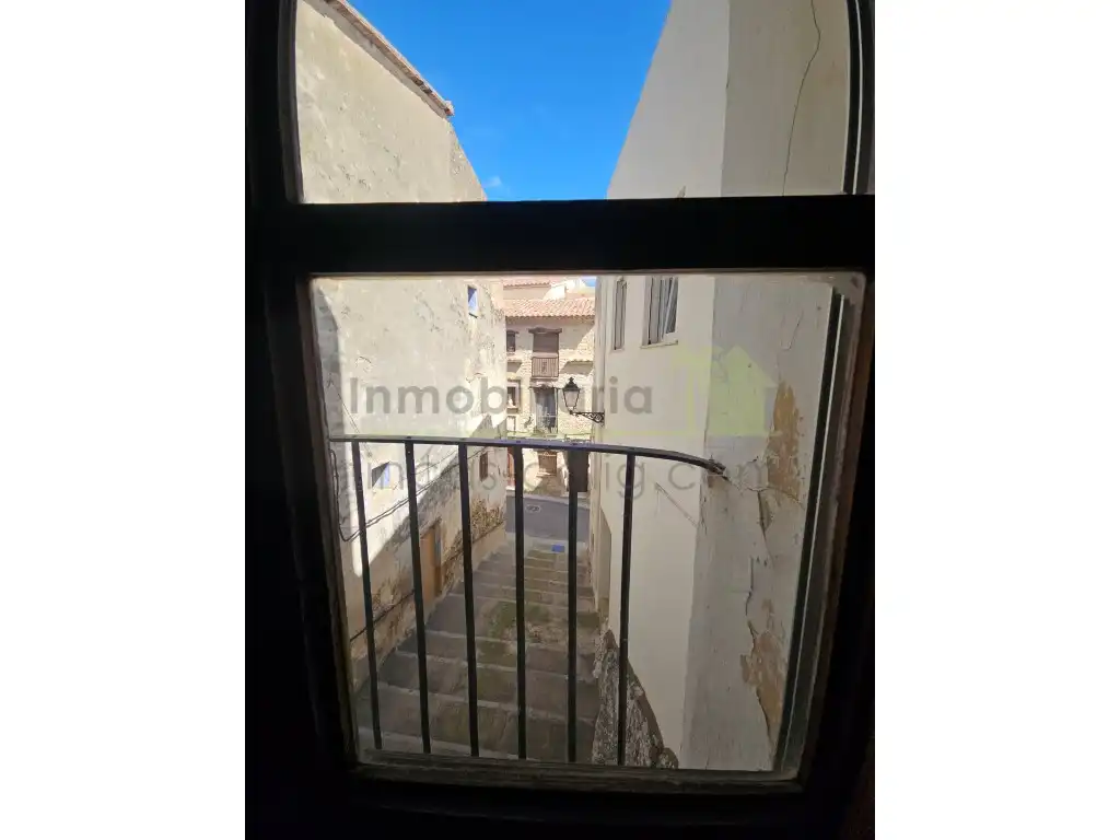 Vista exterior de Casa o xalet en venda en Cervera del Maestre amb Terrassa i Balcó