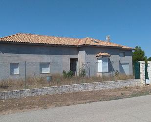 Building for sale in Illana