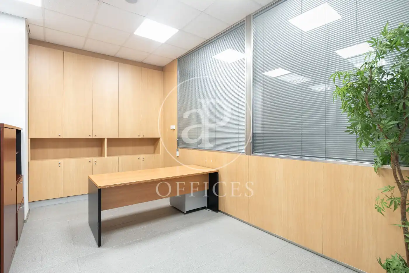Office space with lift to rent in Carrer del Plom, imagen 58