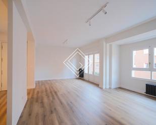 Living room of Flat to rent in  Madrid Capital  with Air Conditioner and Terrace