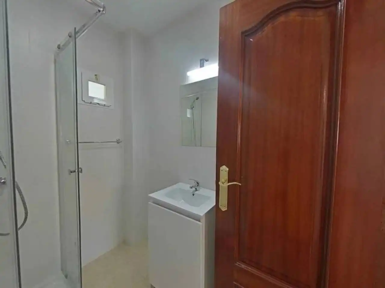 Bathroom of Flat for sale in Fuenlabrada