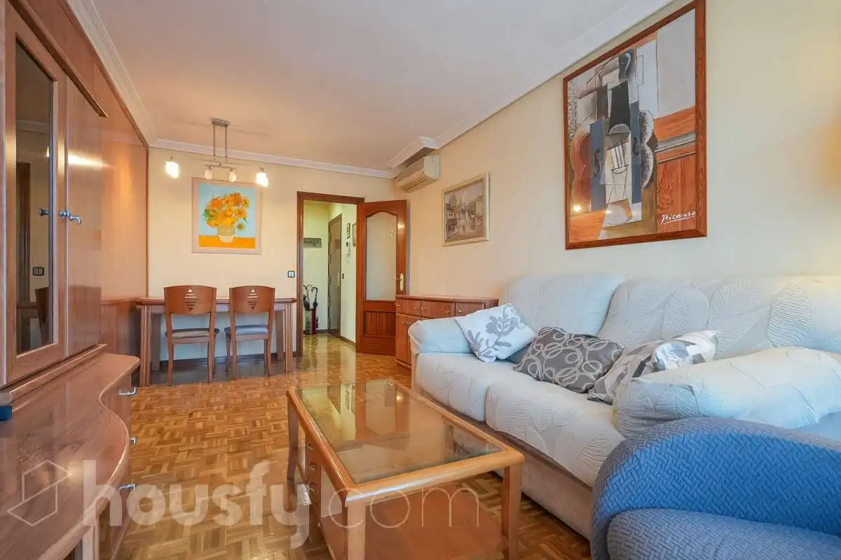 Living room of Flat for sale in Móstoles  with Air Conditioner, Heating and Terrace