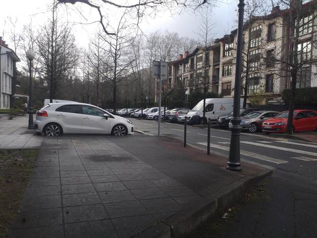 Garaje en Venta en C/ Itsasaundi en Jaizubia - Urdanibia - Puiana