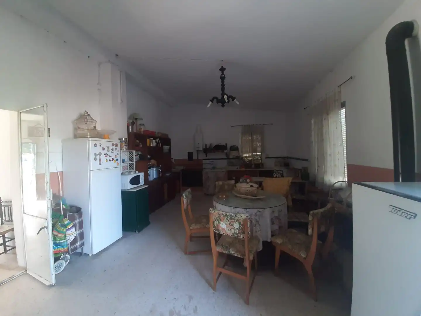 Cuina de Casa o xalet en venda en Cáceres amb Calefacció, Jardí privat i Terrassa