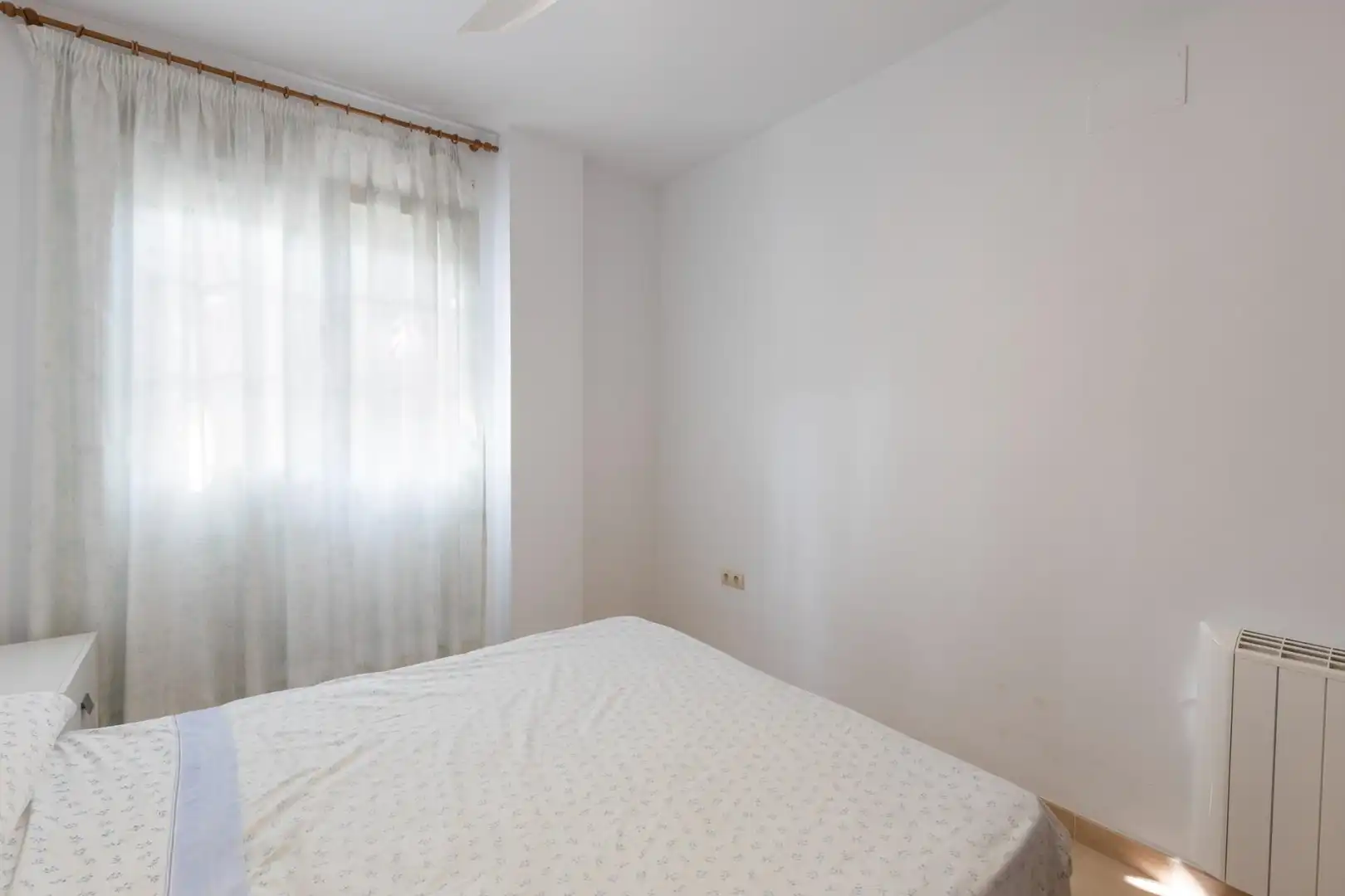Chalet con terraza en venta en UNIS, imagen 24