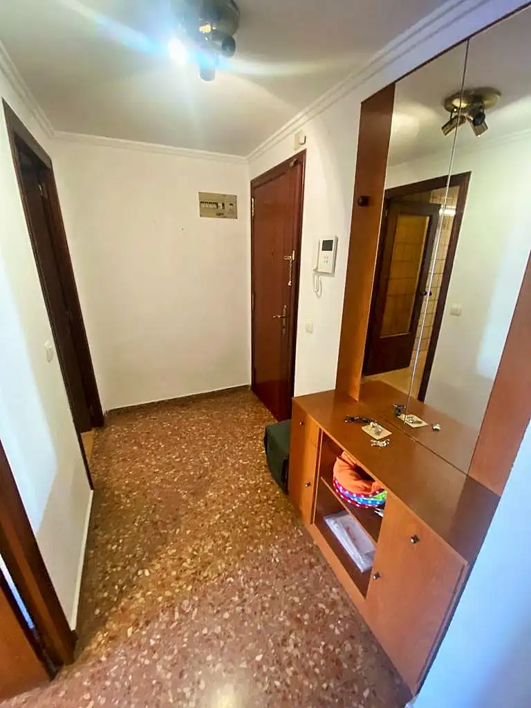 Piso de alquiler en Valencia con Terraza, Amueblado y Balcón