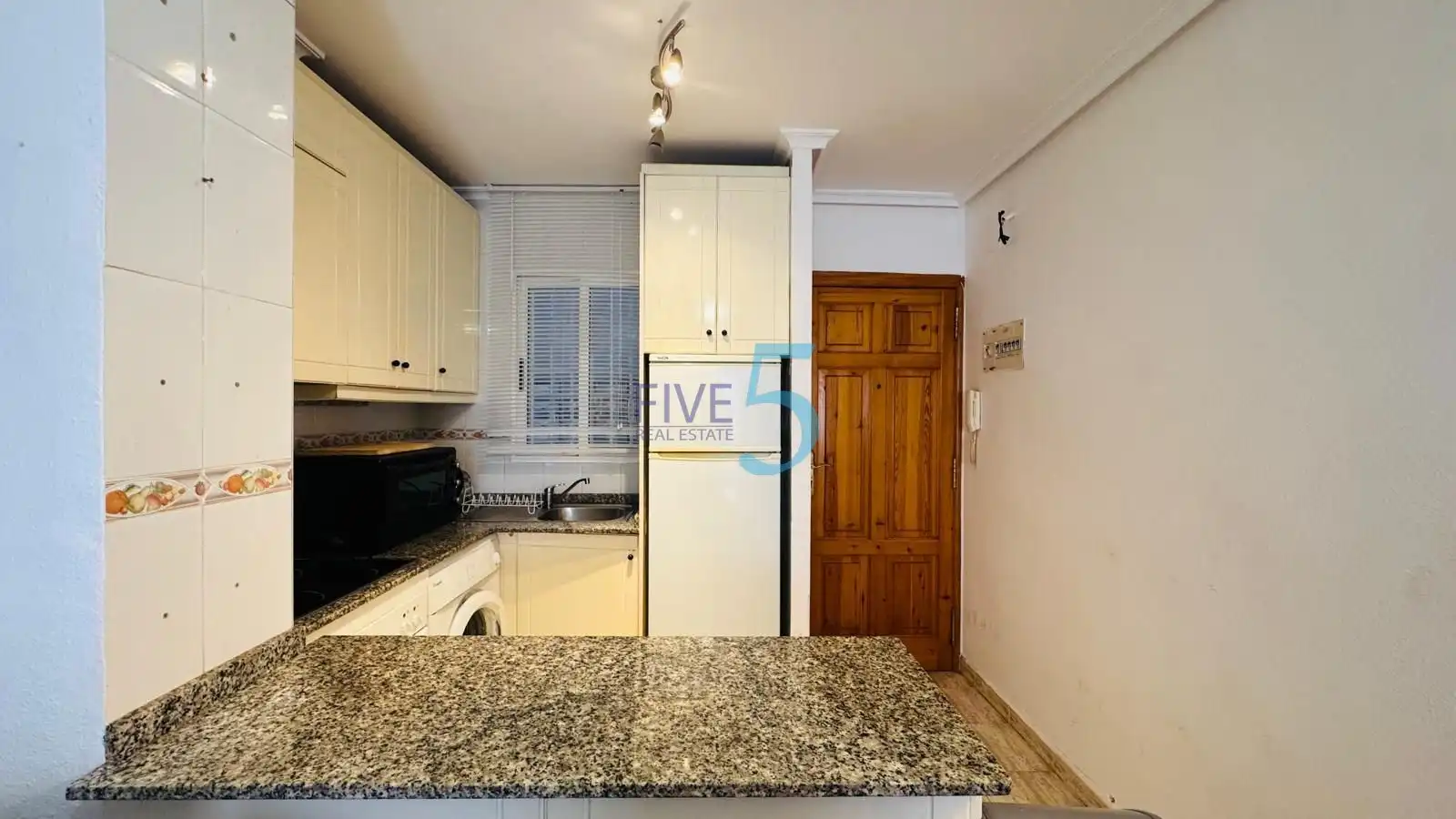 Piso con terraza en venta en Zona Carrefour - Urbanizaciones, imagen 6