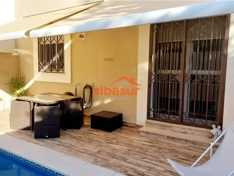 Terraza de Casa adosada en venta en Córdoba con Aire acondicionado, Calefacción y Terraza