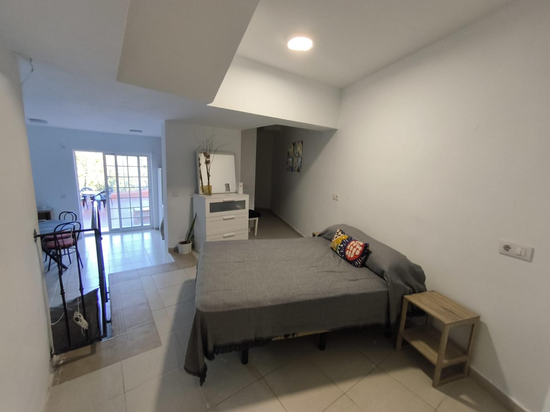 Dormitori de Estudi en venda en San Bartolomé de Tirajana amb Aire condicionat, Jardí privat i Terrassa