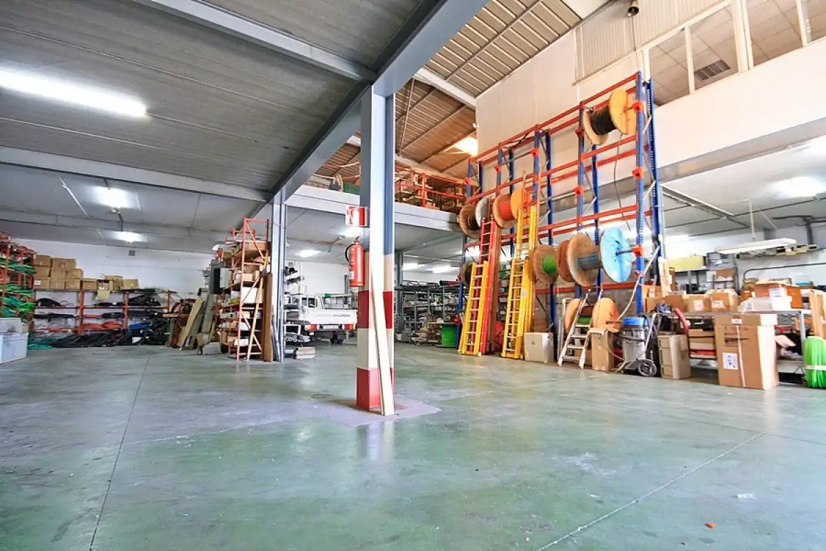 Nave industrial en venta en Calle MORERA, Cruce de Arinaga