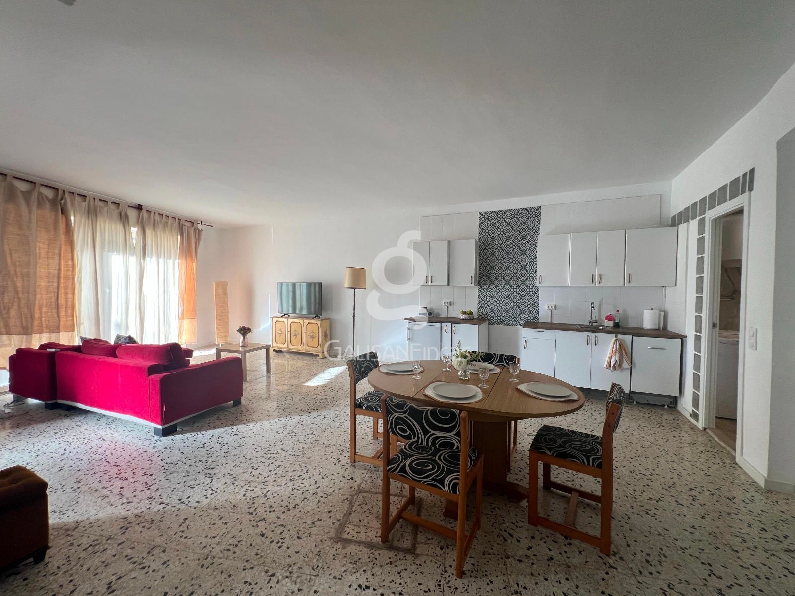 Living room of Premises for sale in Esplugues de Llobregat