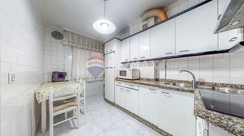 Photo 4 of Flat for sale in Rúa Do Pintor Laxeiro, A Parda, Pontevedra