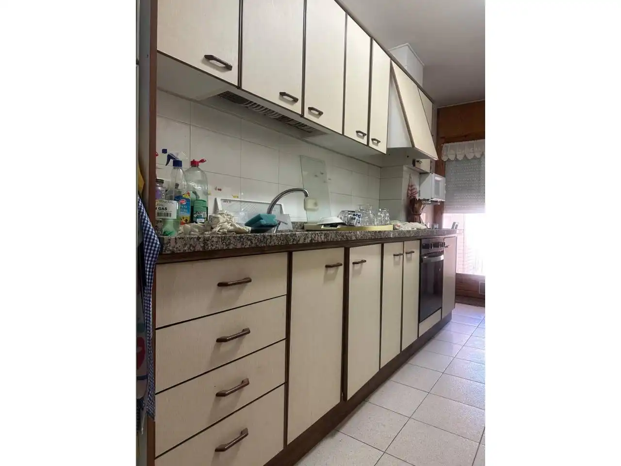 Cuina de Pis en venda en Cervera amb Calefacció, Terrassa i Moblat