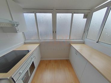 Piso con balcón en venta en CONCORDIA 47