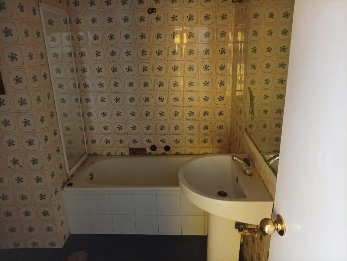 Baño de Piso en venta en La Línea de la Concepción