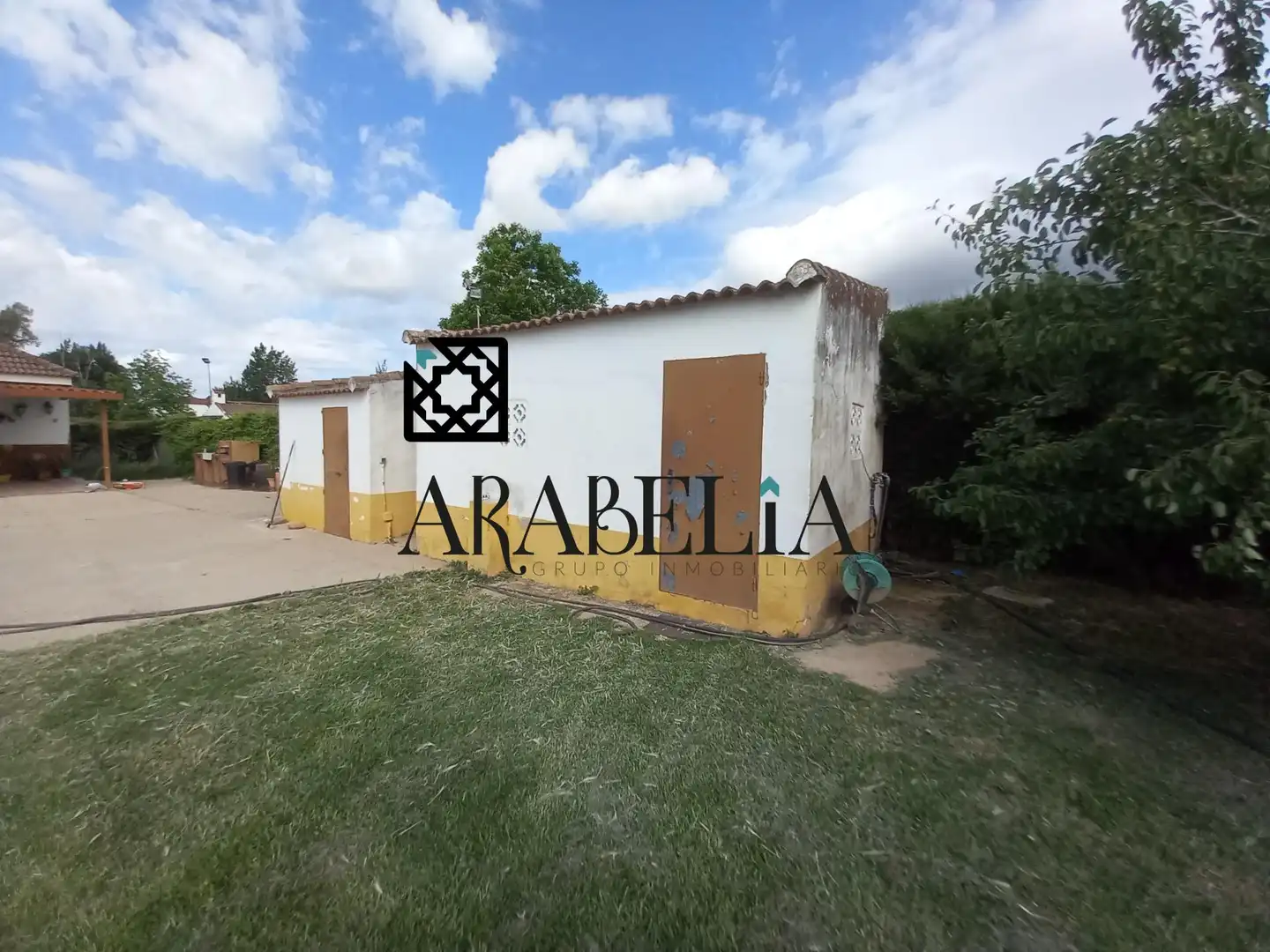 Garden of Houses for sale in Córdoba  with Air Conditioner, Heating and Private garden