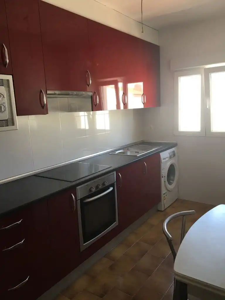 Cocina de Piso de alquiler en Zaragoza con Calefacción, Amueblado y Horno