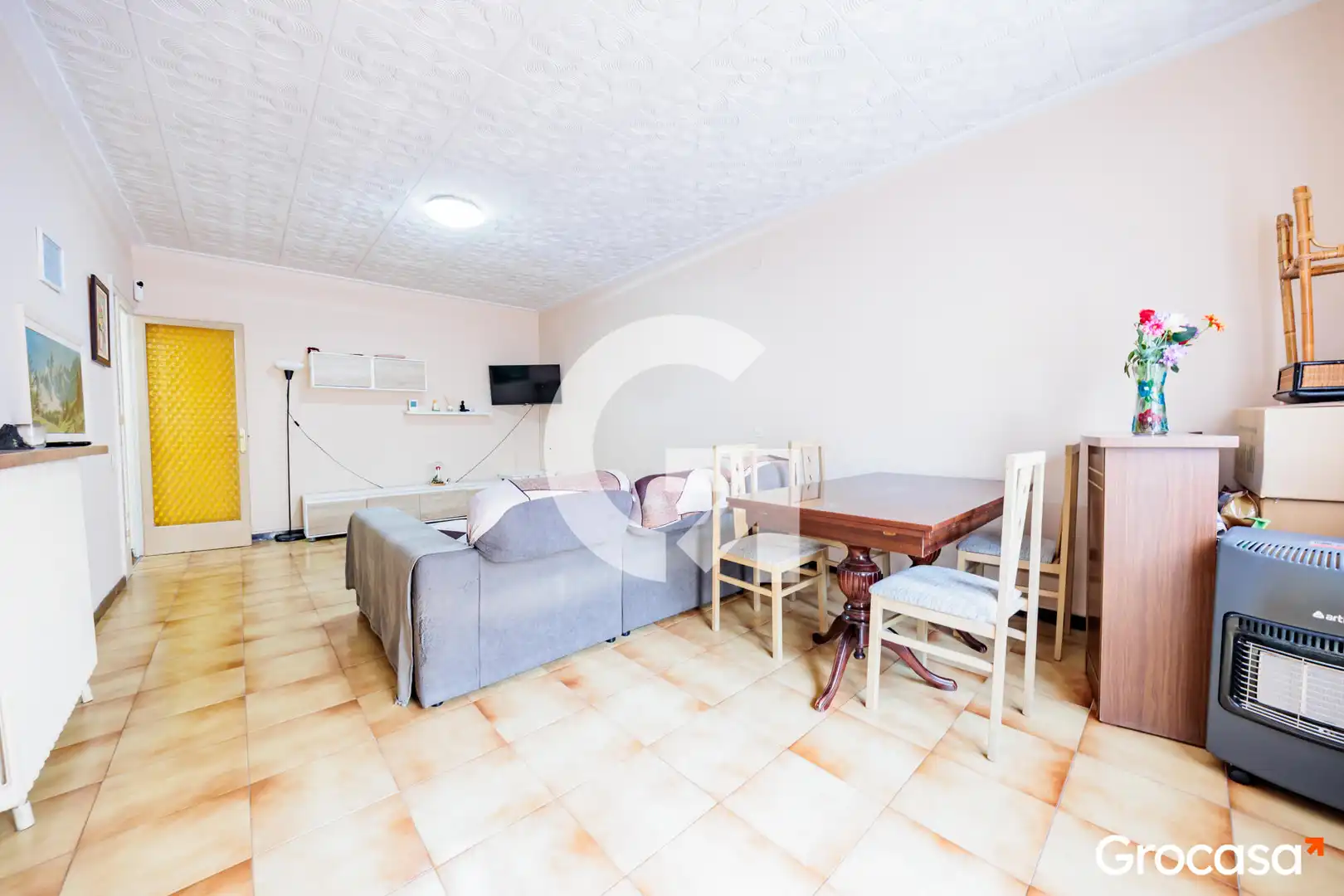 Sala d'estar de Casa adosada en venda en Terrassa amb Terrassa, Traster i Forn