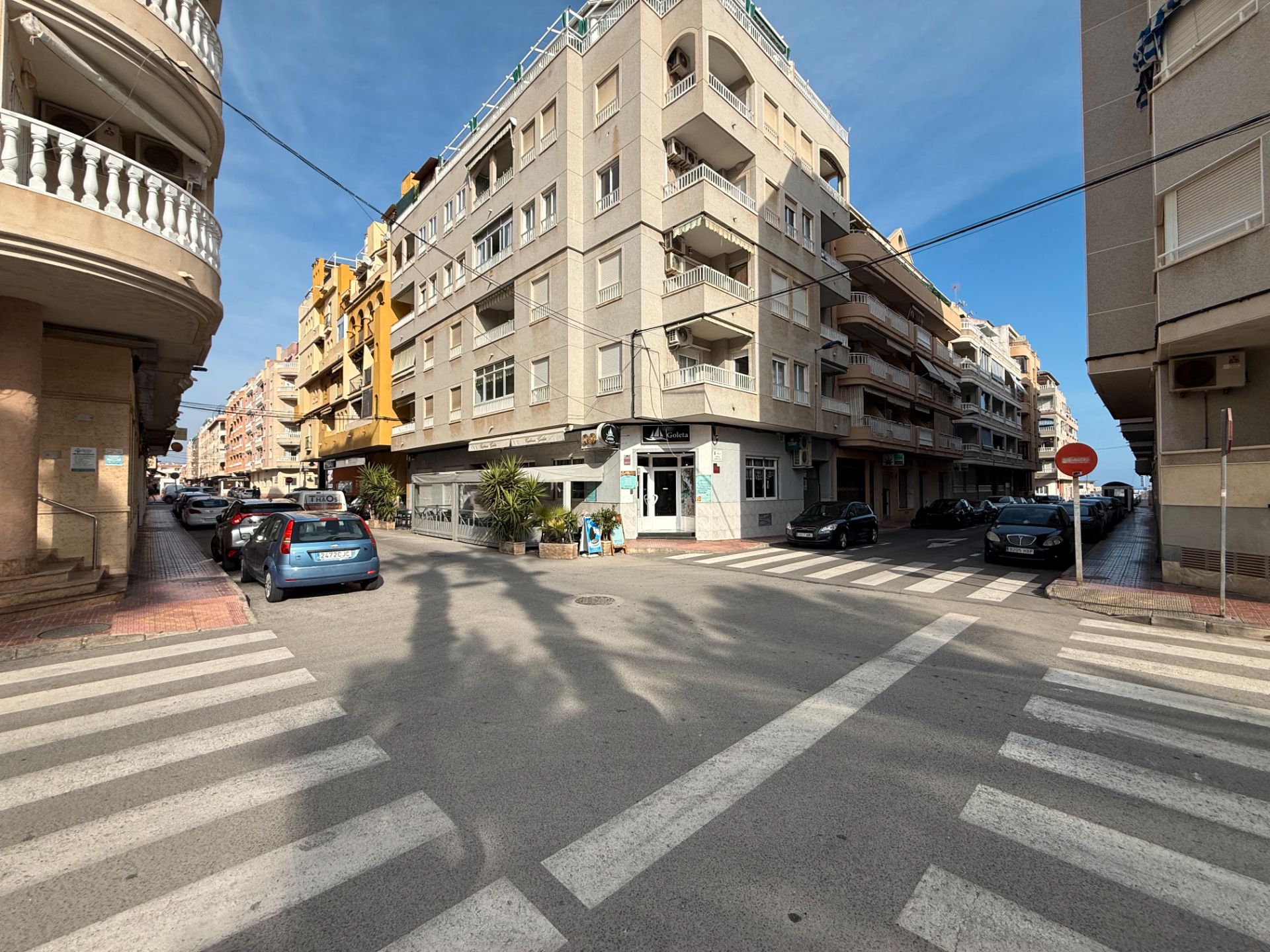 Exterior view of Apartment for sale in Torrevieja  with Air Conditioner, Furnished and Oven