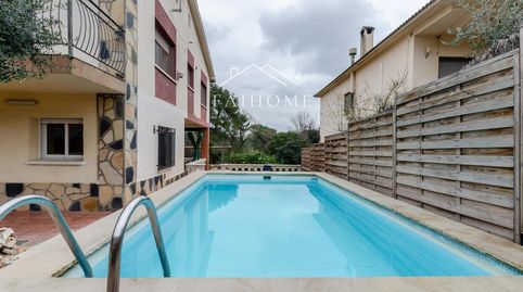 Casa de 4 vientos con piscina y gran parcela en La Pineda