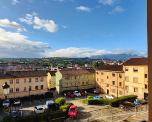 Exterior view of Flat to rent in Oviedo 