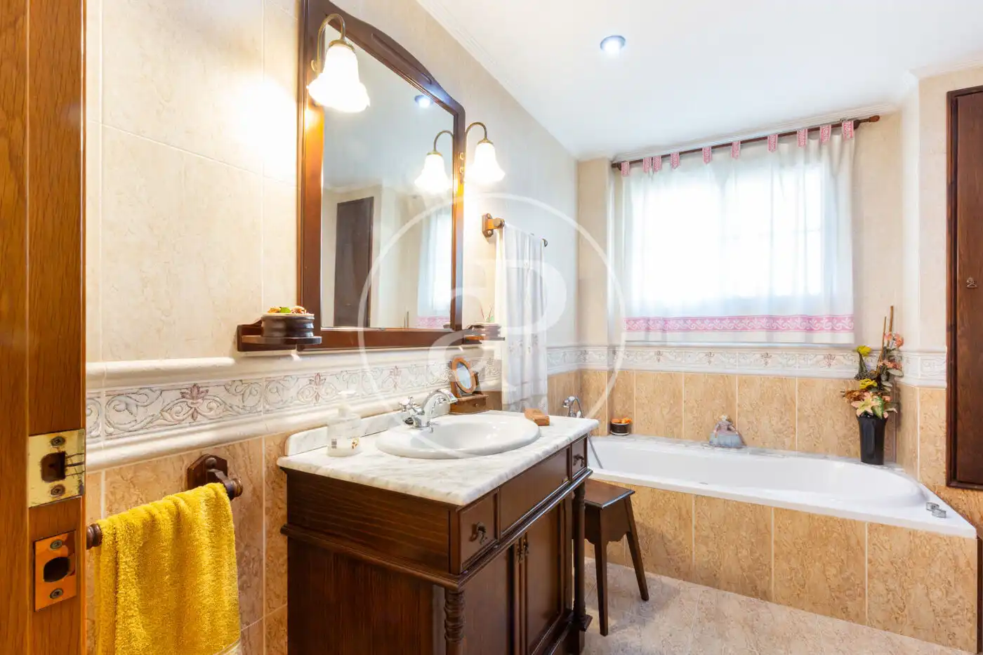 Baño de Casa adosada en venta en Burriana / Borriana con Calefacción, Jardín privado y Terraza