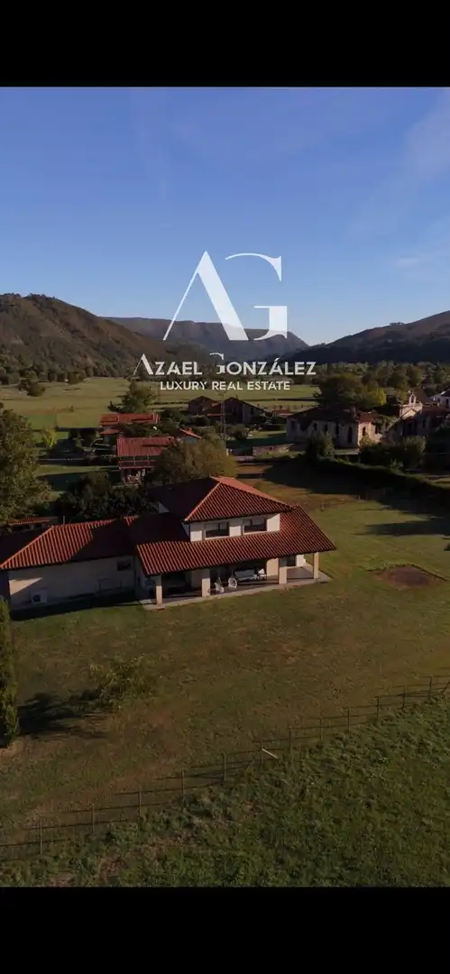 Exterior view of Houses for sale in Cabuérniga, Cantabria