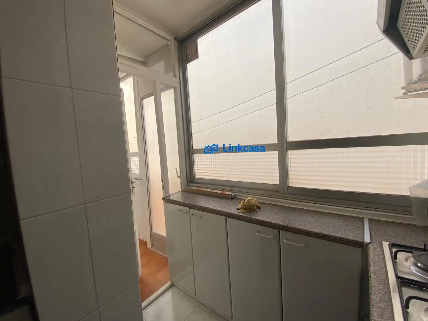 Cuina de Pis en venda en Madrid amb Calefacció, Parquet i Terrassa