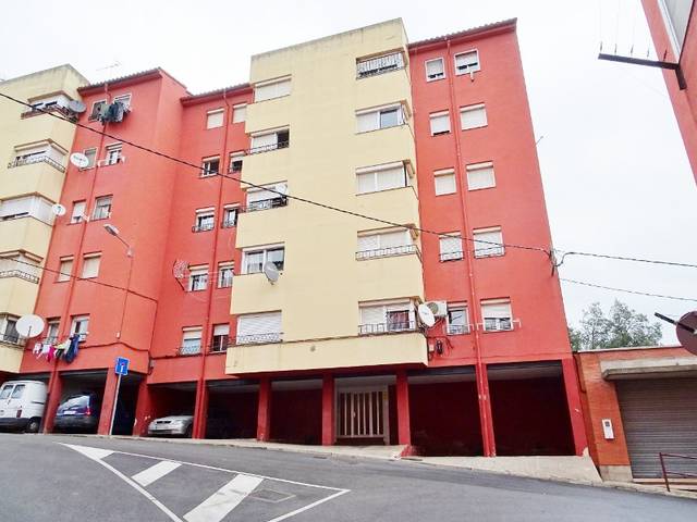 Piso en Venta en C/ Hortensia  en Vila-roja