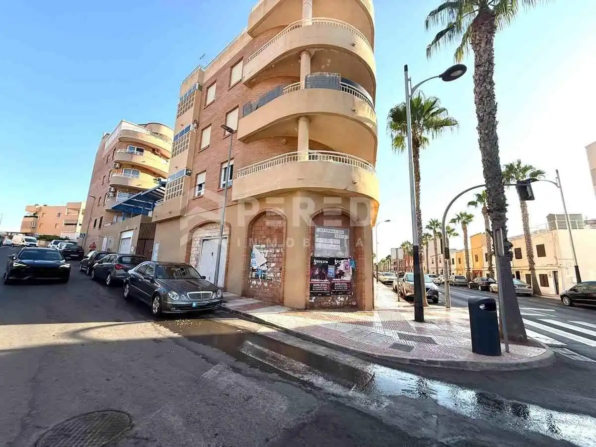 Business premises for sale in Calle BOLIVIA (B), imagen 8